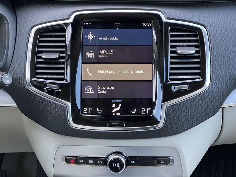 Volvo XC90 2.0 D5 DRIVE-E 4x4 PŮVOD ČR - fotka 21 z 56