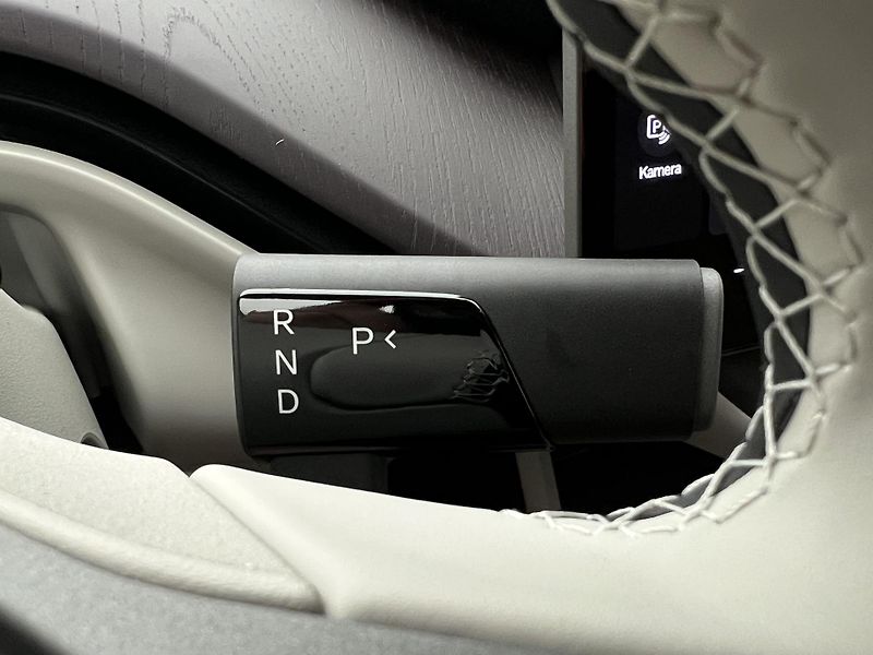 Volvo EX60 (2026) P10 PURE ELECTRIC ULTRA TWIN - fotka 23 z 54