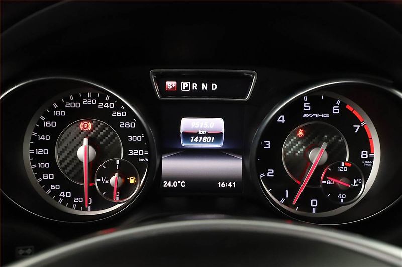 Mercedes-Benz CLA (2016) 45 AMG - fotka 8 z 21