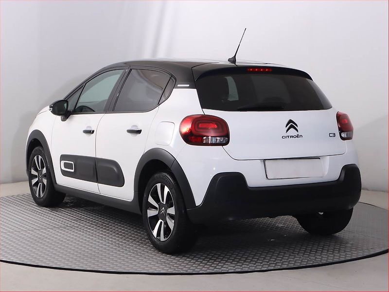 Citroën C3 (2023) 1.2 PureTech, Automat - fotka 4 z 22