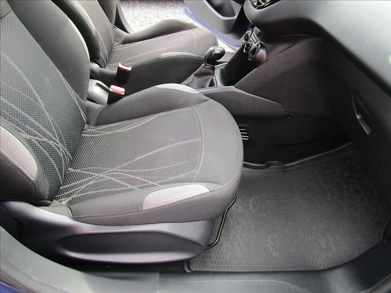 Peugeot 208 1.4HDi  Klima, 2. maj. - fotka 16 z 36