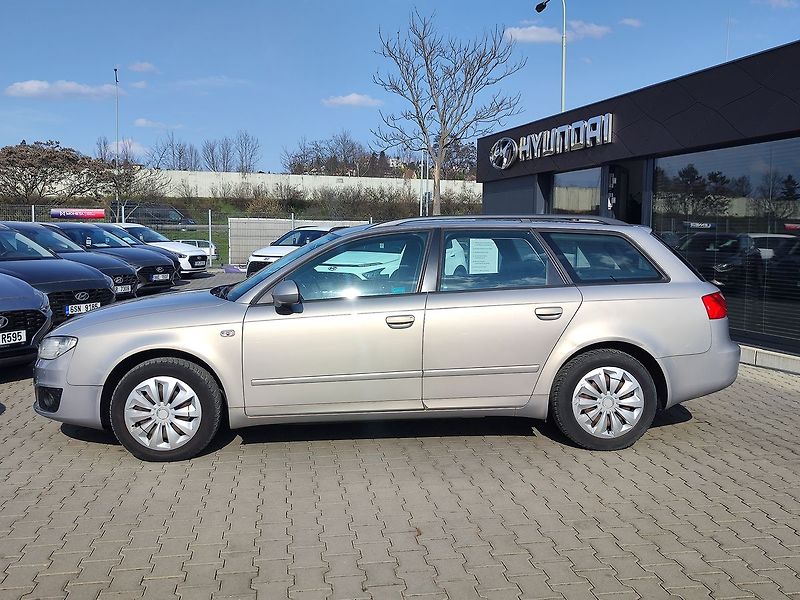 Seat Exeo 2.0 TDI/88kW Reference ČR - fotka 8 z 23