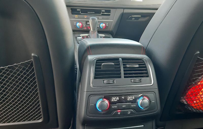 Audi A6 Avant (2018) 3.0 TDI Competition Sportdiffe - fotka 19 z 30