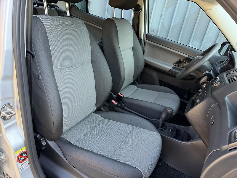 Škoda Fabia 1,2 TSI NOVÉ ROZVODY - fotka 19 z 36