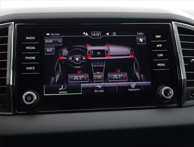 Škoda Karoq (2022) Style 2.0 TDI - fotka 16 z 19