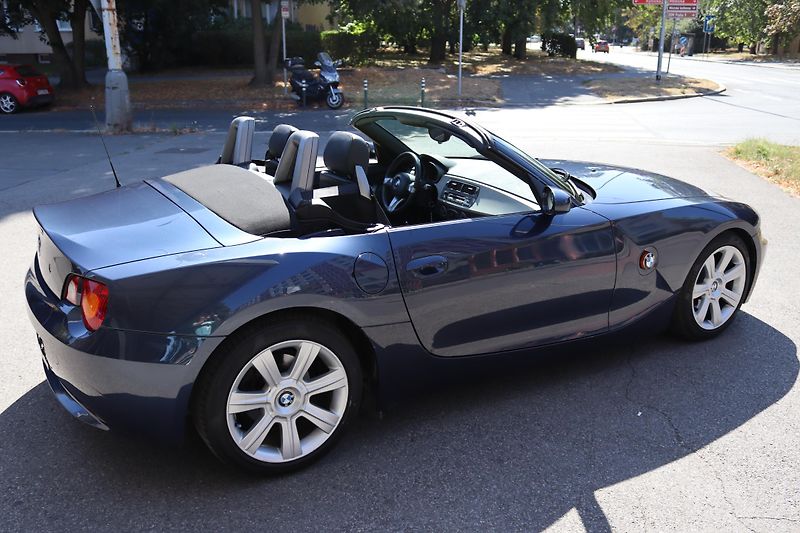 BMW Z4 BMW Z4 Roadster 2.5i (141 kW)  - fotka 41 z 48