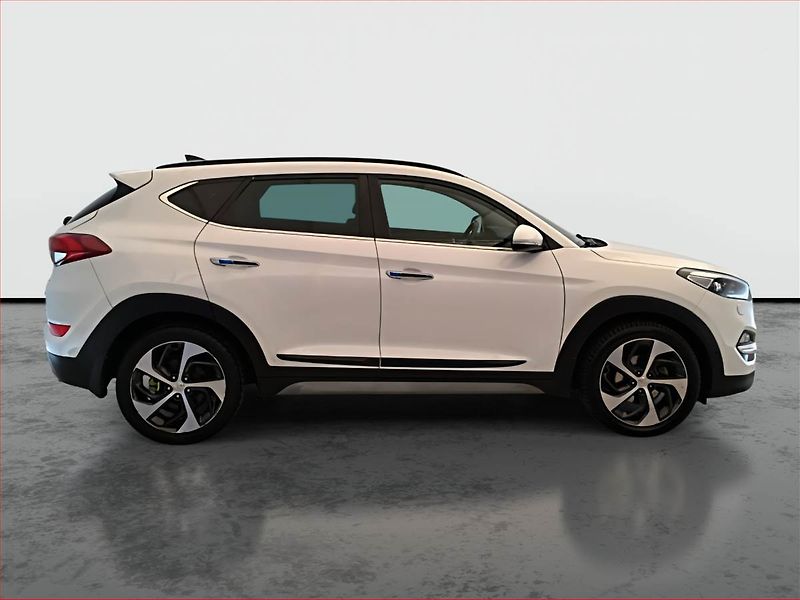 Hyundai Tucson (2017) 2.0 CRDi - fotka 6 z 18