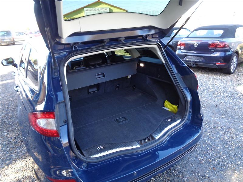 Ford Mondeo 2,0 - fotka 16 z 16