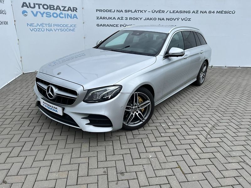 Mercedes-Benz Třídy E (2018) 2.0d AMG-line! Navi! Tažné! - fotka 8 z 42