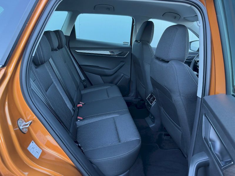 Škoda Karoq (2025) 1.5 TSI 110kW Top Selection - fotka 25 z 35