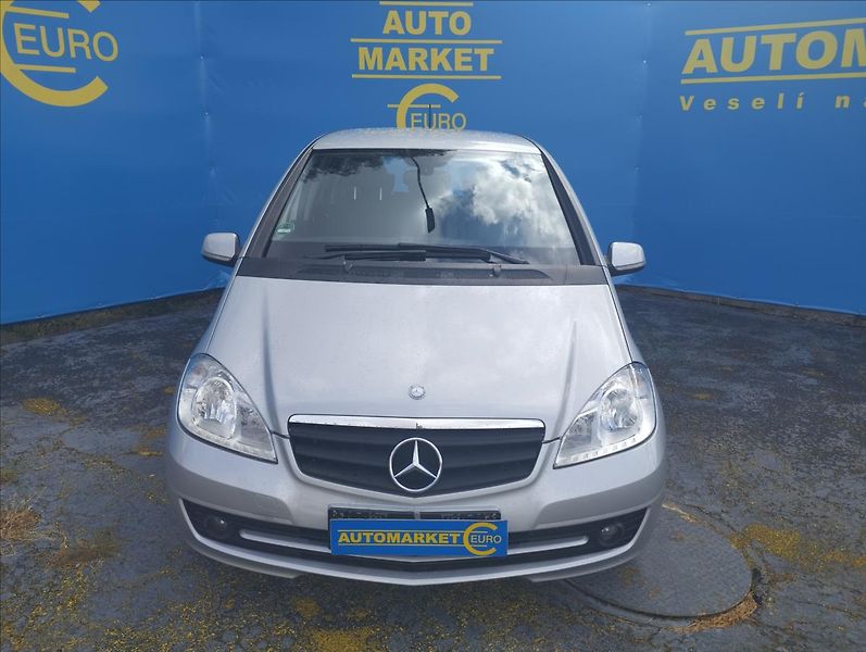 Mercedes-Benz Třídy A 1,5 - fotka 2 z 16