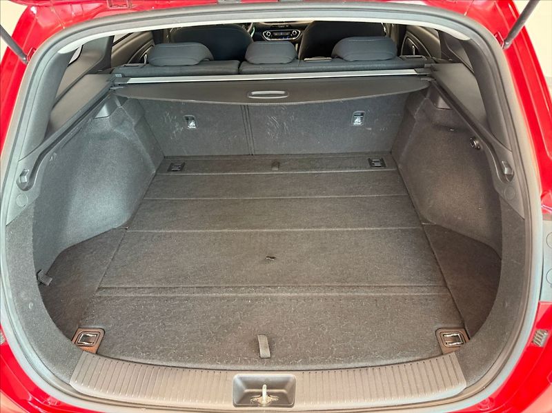Hyundai i30 1,0 T-GDI COMFORT 1.MAJITEL - fotka 16 z 16
