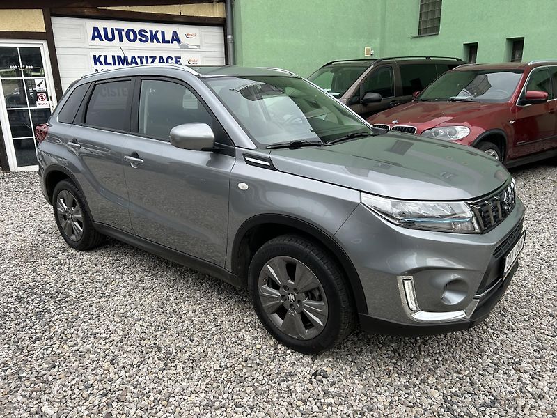 Suzuki Vitara (2022) 1.4 i 95 KW hybrid  - fotka 5 z 28