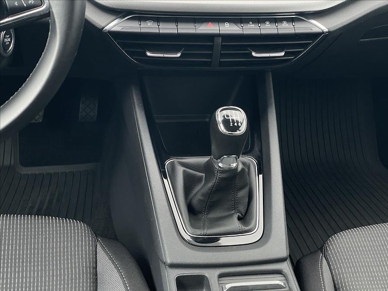 Škoda Octavia 2,0 TDI Combi Ambition Plus - fotka 12 z 22