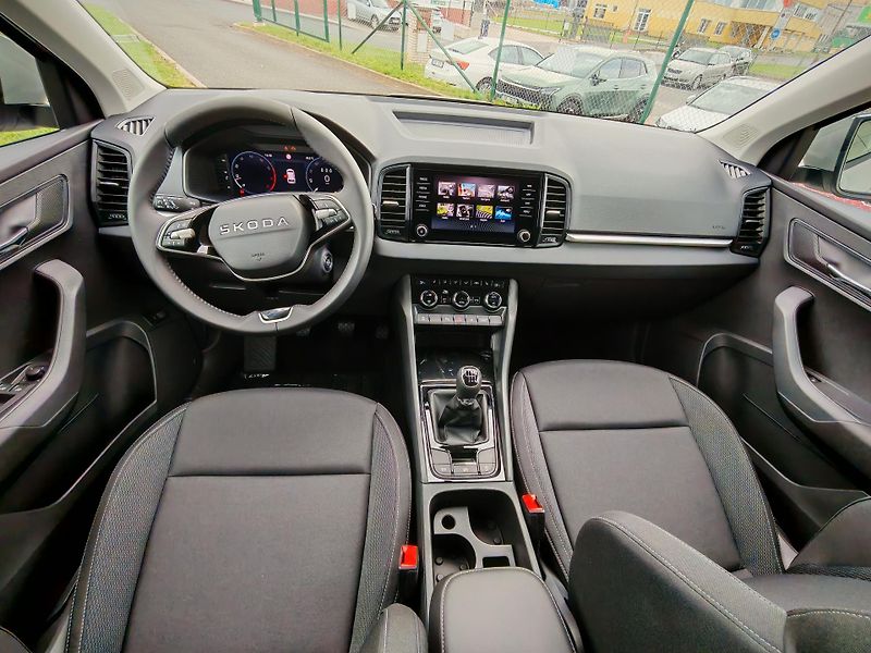 Škoda Karoq (2026) Classic 1.5 TSI 6MP - fotka 6 z 18