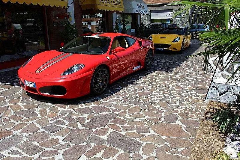 Muzeum automobilky Ferrari.