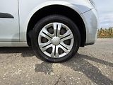 Škoda Roomster (2007) 1,4i 16V 63kW SERVISKA  - náhled 9
