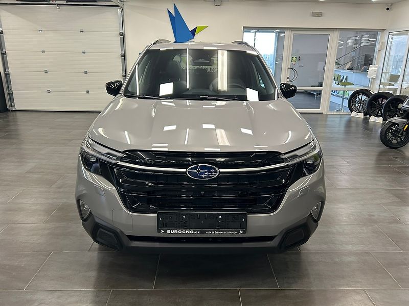 Subaru Forester (2025) 2.0 Touring 2025 4x4 nové | Zá - fotka 3 z 68