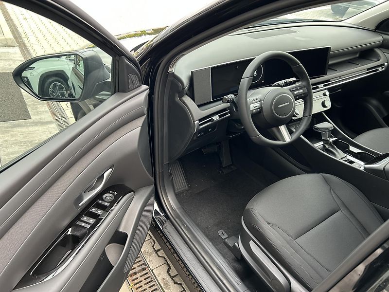 Hyundai Tucson 26 1,6 TGDI 2WD DCT GO CZECH! - fotka 12 z 30