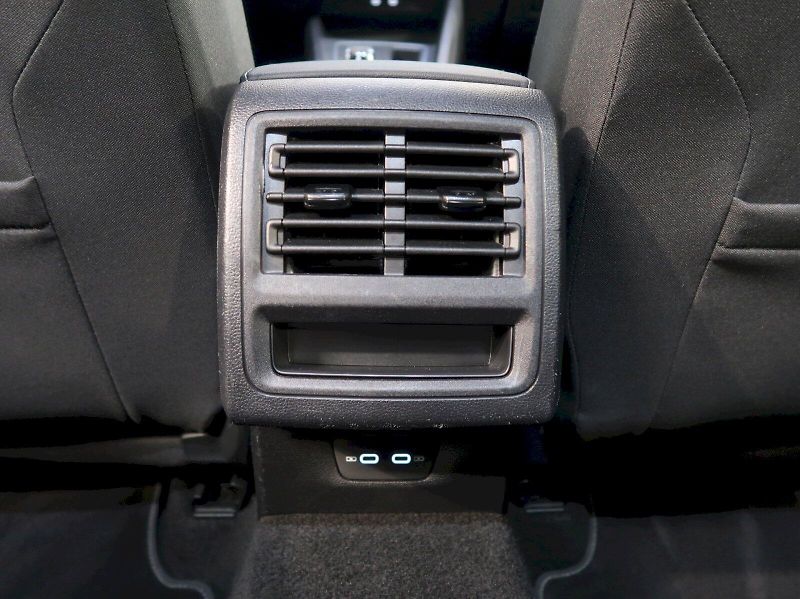 Volkswagen Golf (2024) VARIANT 2.0TDI 110KW DSG - fotka 33 z 34