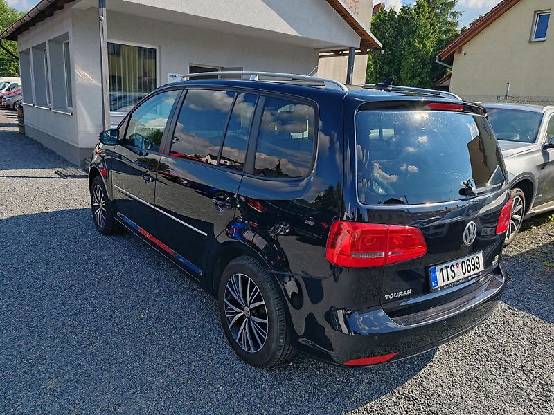 Volkswagen Touran 1.4 TSI CNG - fotka 4 z 22