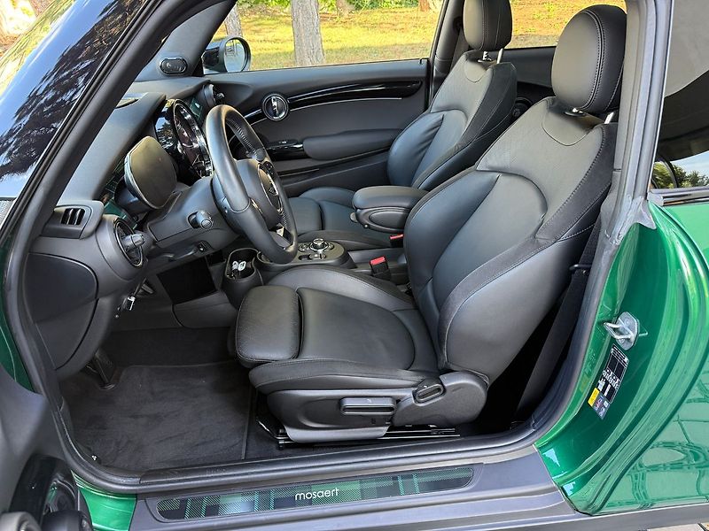Mini Cooper SE 135kW ACC / Edice Mosaert - fotka 13 z 34