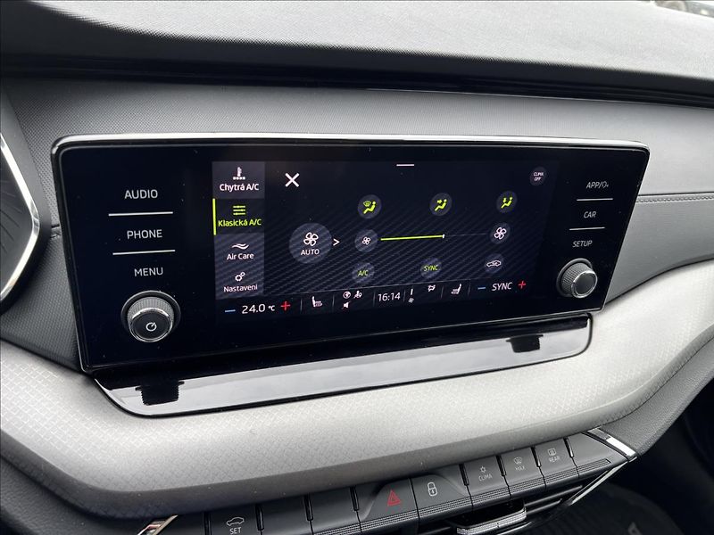 Škoda Octavia 2,0 TDI Ambition 85kW - fotka 39 z 43