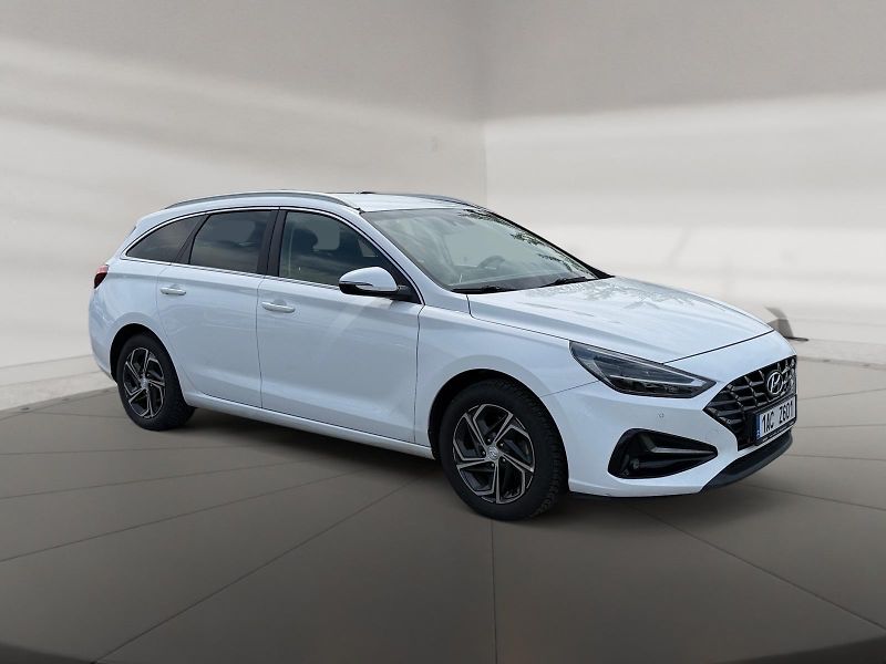 Hyundai i30 (2024) SMART 1.0T-GDI 88kW CZ DPH - fotka 3 z 11
