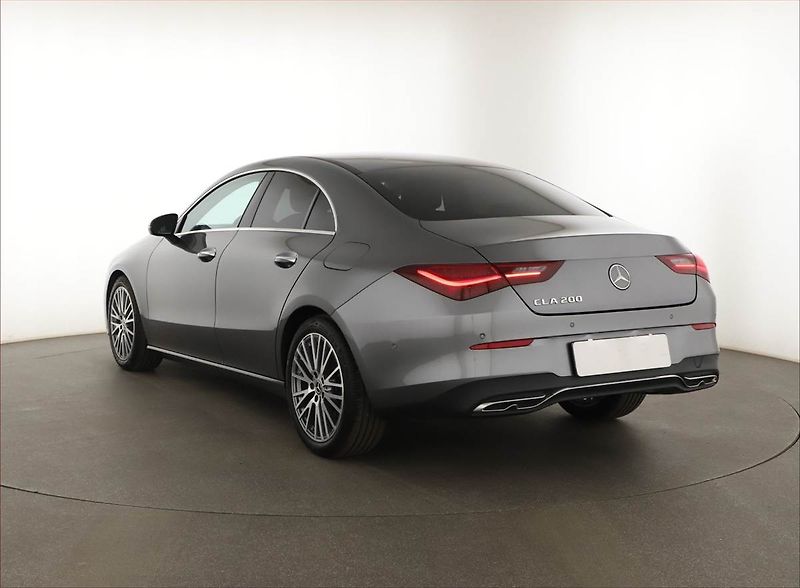Mercedes-Benz CLA (2025) 200, Progressive - fotka 4 z 27