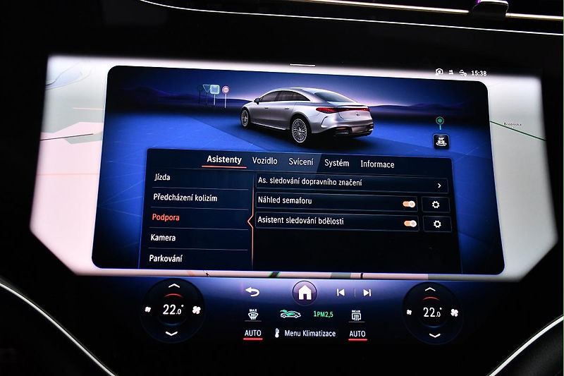 Mercedes-Benz EQS 580 4M AMG HYPERSCREEN 99%SoH - fotka 36 z 46