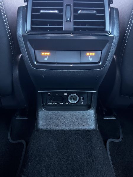 Škoda Kodiaq 2.0TDI DSG 110KW Sportline DPH - fotka 22 z 25