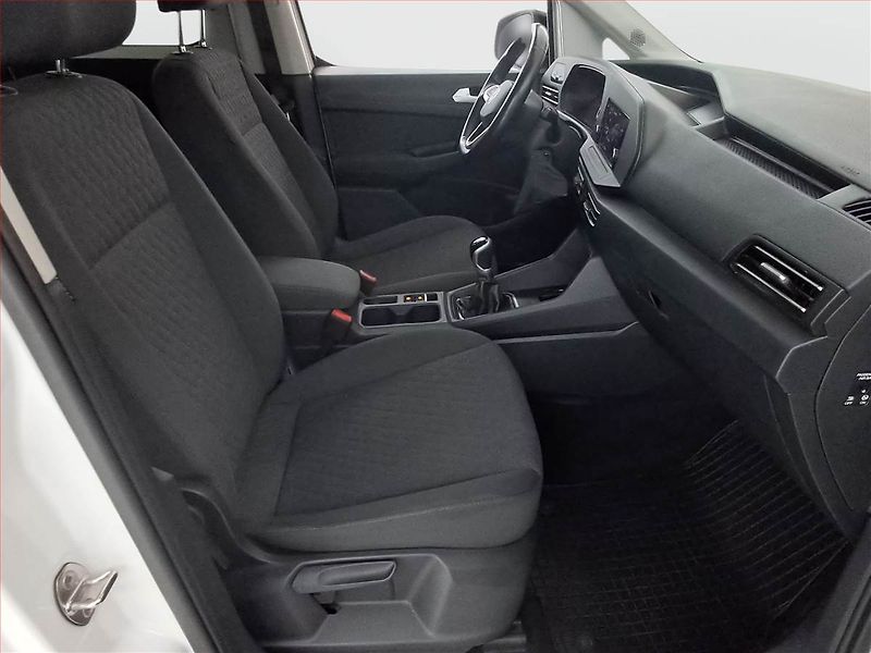 Volkswagen Caddy (2022) Life 2.0 TDI, 5Míst, ČR - fotka 9 z 20
