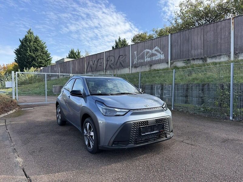 Toyota Aygo 1.5. Hybrid Active - akční cen - fotografie inzerátu