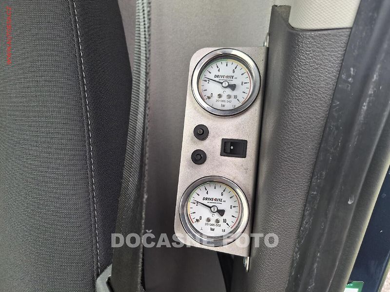 Ford Transit (2020) 2.0TDCi L2H2, ČR, TREND, AC - fotka 14 z 17