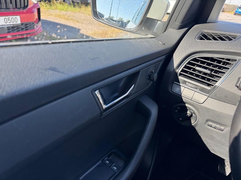 Škoda Fabia (2022) AMBITION 1.0TSI 70kW CZ DPH - fotka 11 z 11