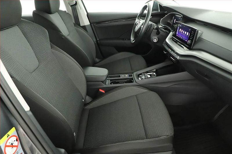 Škoda Octavia (2023) Ambition 1.0 TSI e-tec - fotka 7 z 20