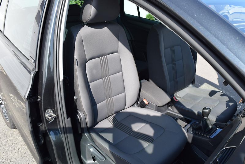 Volkswagen Golf Sportsvan (2016) 1.2TSI 81kw CLBMT ALLSTAR OPS - fotka 34 z 50