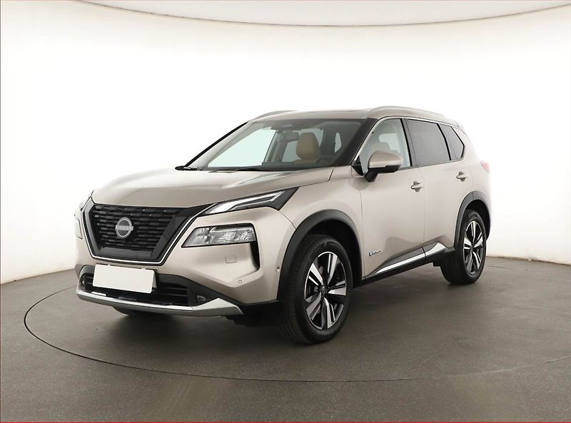 Nissan X-Trail (2024) 1.5 VC-T e-4orce - fotka 2 z 21