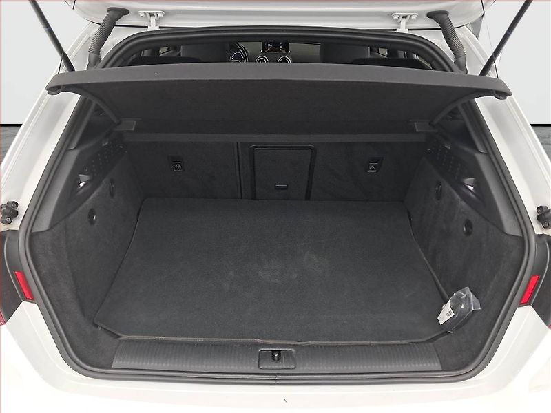Audi A3 (2015) e-tron, Automat, Serv.kniha - fotka 14 z 20