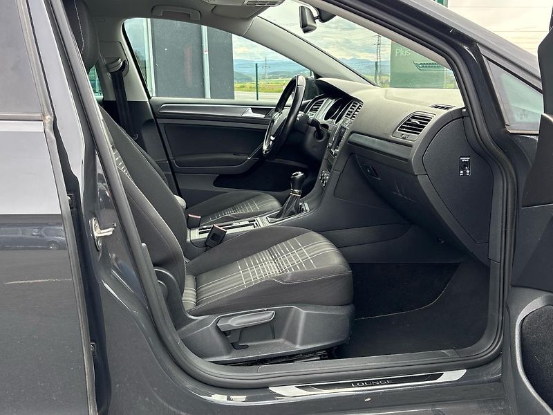 Volkswagen Golf Comfortline - fotka 8 z 11