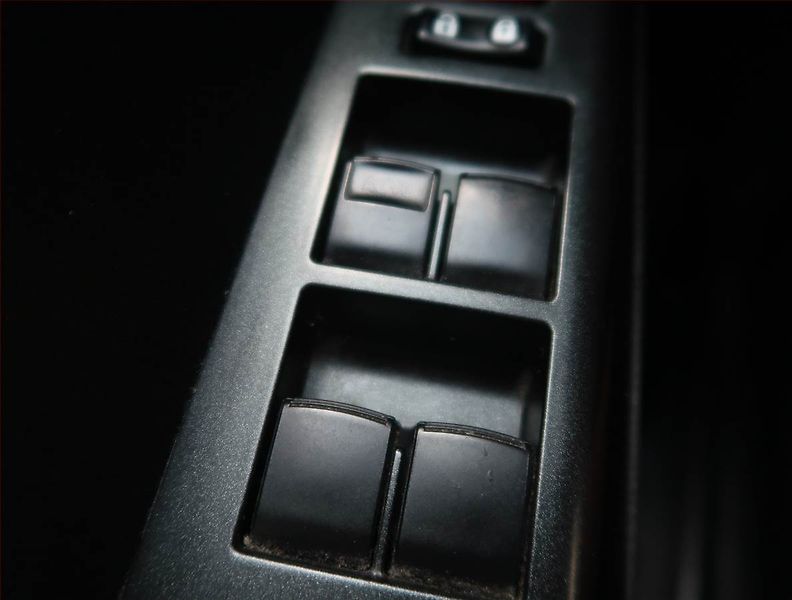 Toyota RAV4 (2017) 2.5 Hybrid - fotka 14 z 14