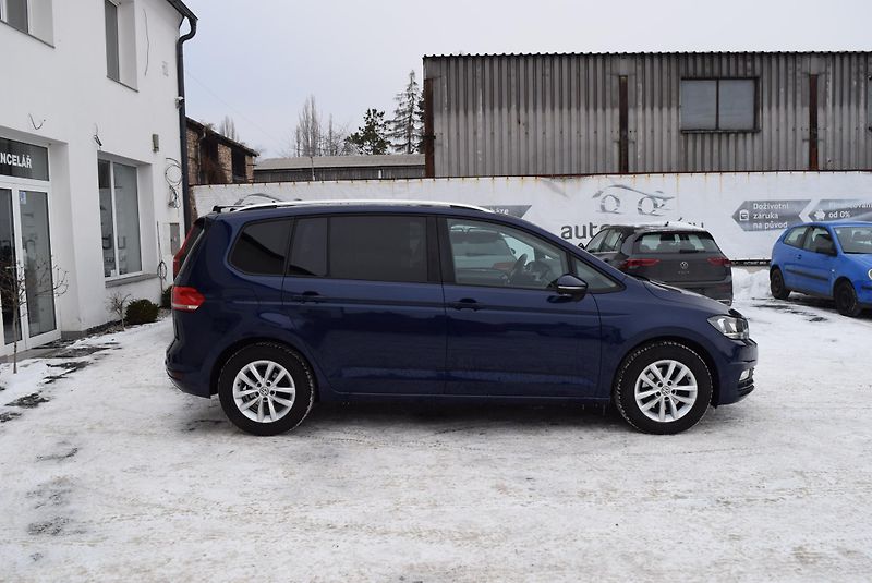 Volkswagen Touran (2017) 1.4TSI 110kw COMFORTLINE BMT  - fotka 7 z 50