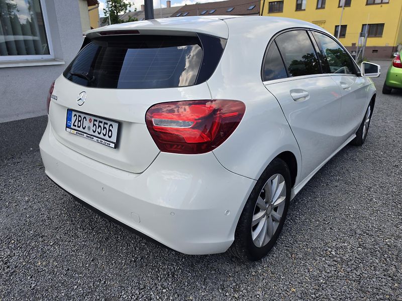 Mercedes-Benz Třídy A 160i  - fotka 4 z 18