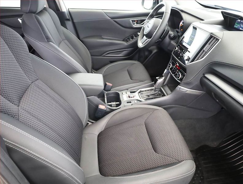 Subaru Forester (2020) 2.0 e-Boxer MHEV - fotka 7 z 19