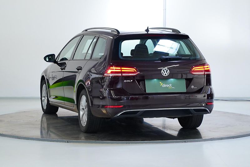 Volkswagen Golf - fotka 7 z 29
