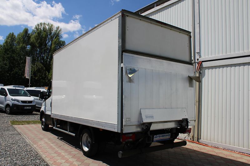 Iveco Daily 35C160 2,3 Skříň+čelo+klima - fotka 5 z 19