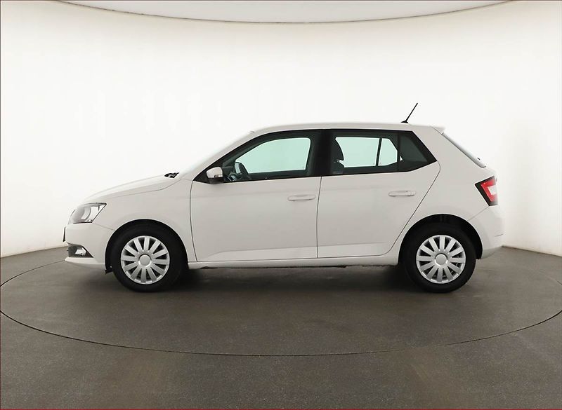 Škoda Fabia (2015) 1.2 TSI - fotka 3 z 12
