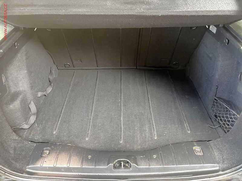 Peugeot 207 (2009) 1.4i, ČR, AC, el. výbava - fotka 7 z 14