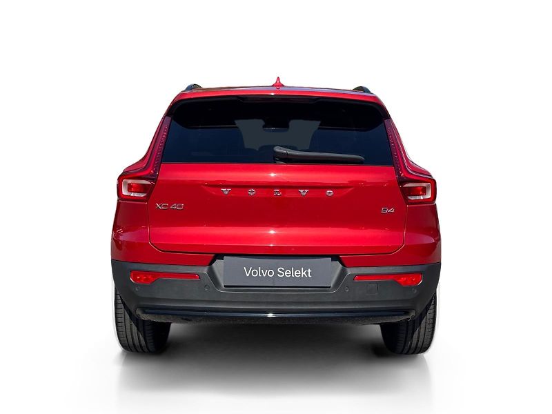 Volvo XC40 B4 FWD ULTRA // REZERVACE  - fotka 4 z 46