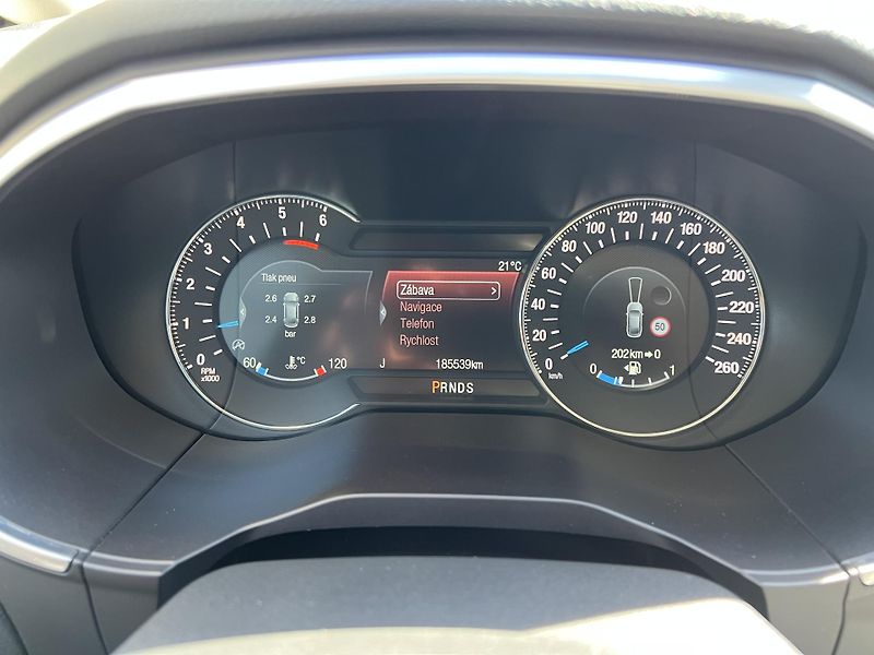 Ford S-MAX 2.0 TDCi 132kw Panorama tažné  - fotka 16 z 24